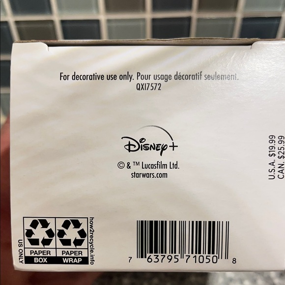 Hallmark Keepsake The Child Ornament with Green and Tan - Picture 5 of 6